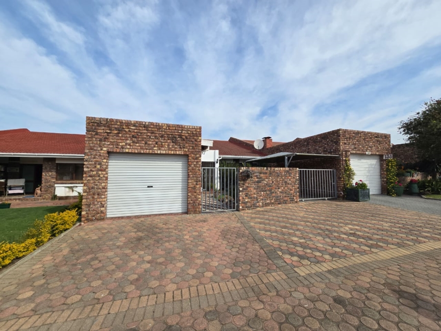3 Bedroom Property for Sale in Hartenbos Central Western Cape